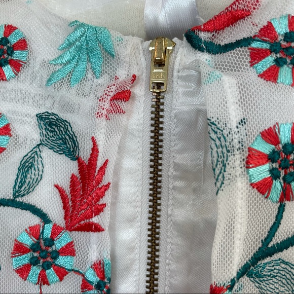 Genuine Kids Embroidered Dress 18mo - Picture 5 of 10